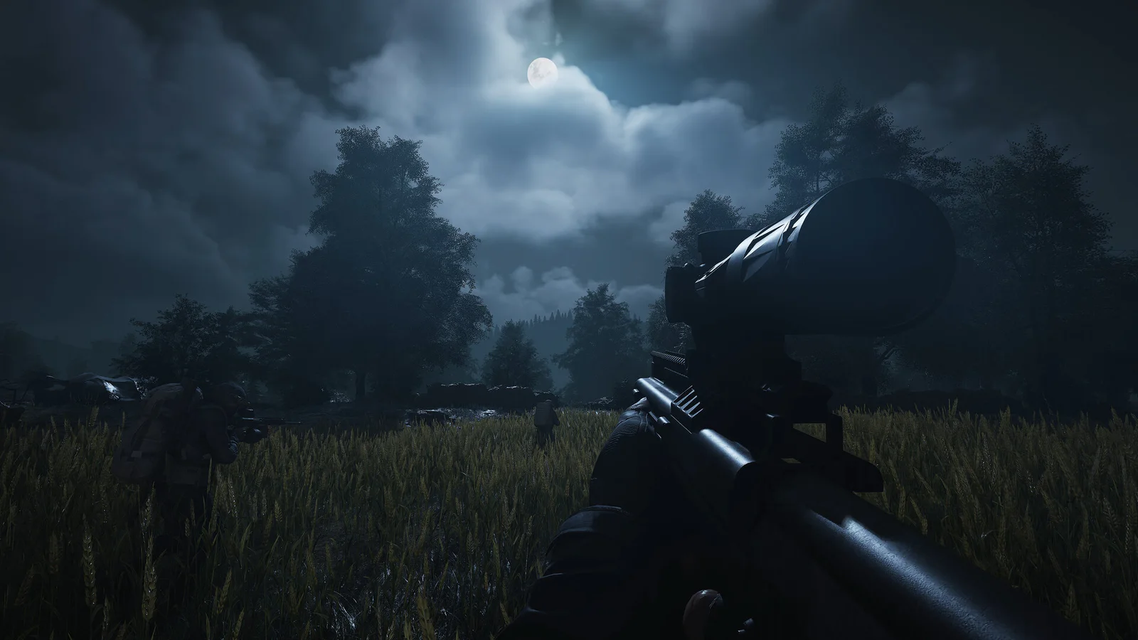 Official Arena Breakout Infinite first-person screenshot of an armed squad moving through a moonlit field